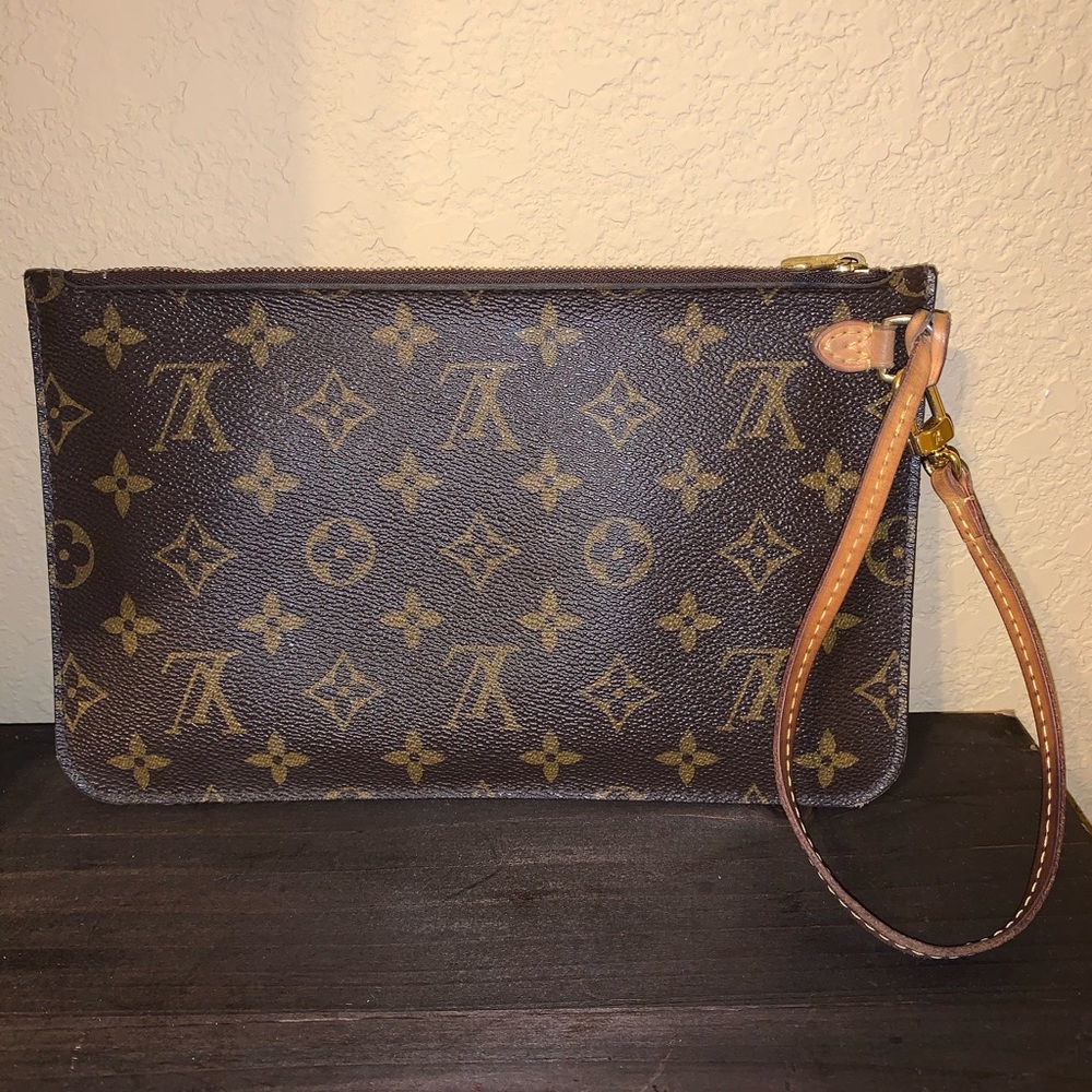 Louis Vuitton Wristlet